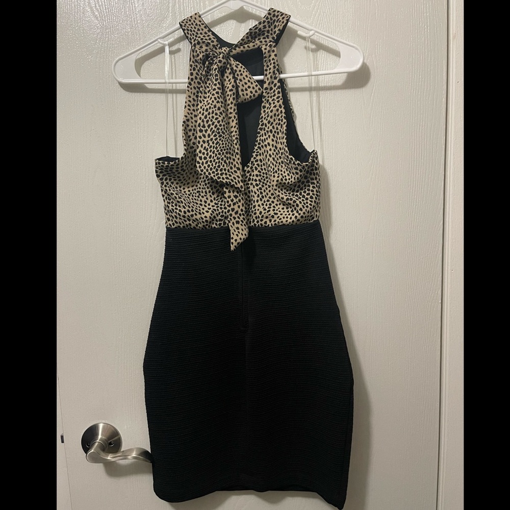 Dress - Picture 2 of 6
